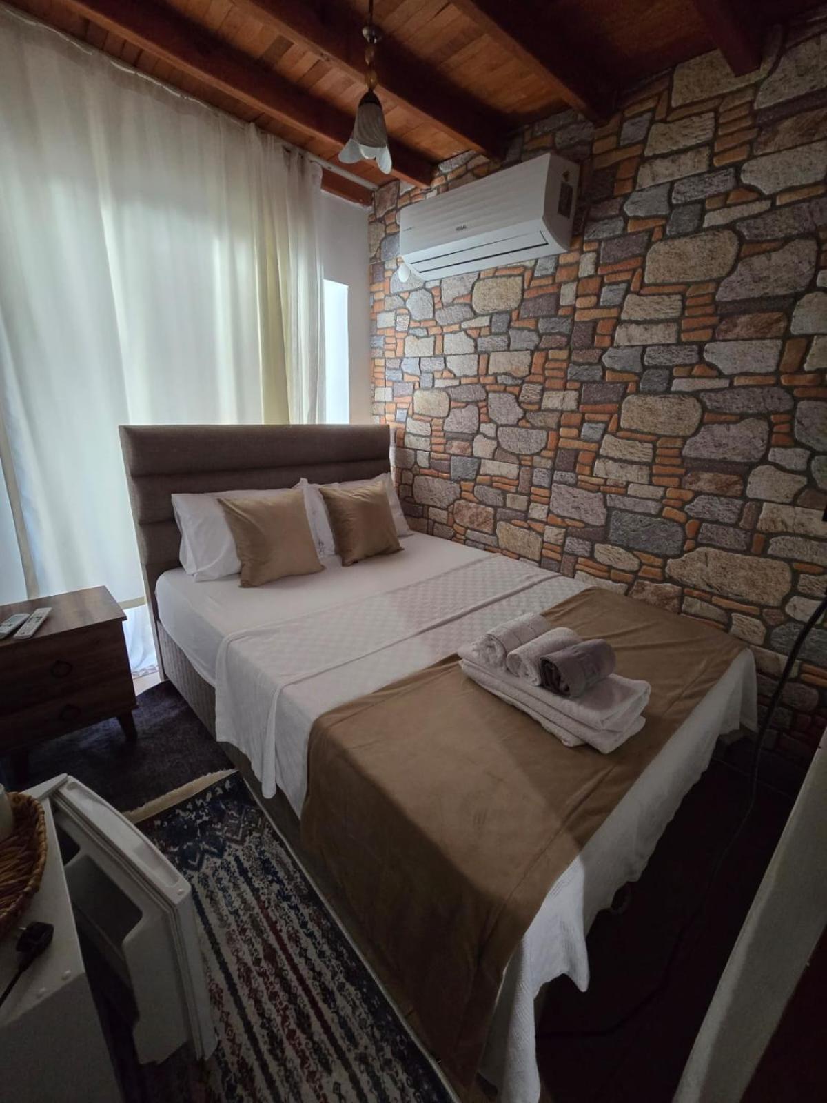 Meydan Otel Ayvalik Exterior photo